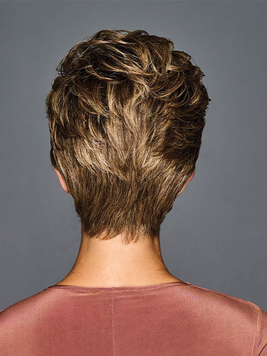 GF11-25SS HONEY PECAN | Chestnut Brown base blends into multi-dimensional tones of Brown and Golden Blonde