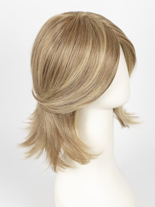 RL13/88 | Golden Pecan: Neutral Medium Blonde With Pale Honey Blonde Highlights