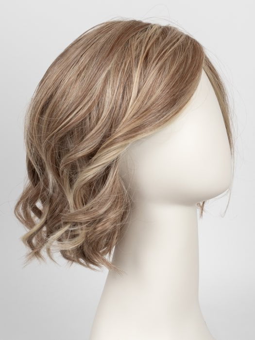 RL14/22 | Pale Gold Wheat: Warm Reddish Blonde With Light Blonde Highlights