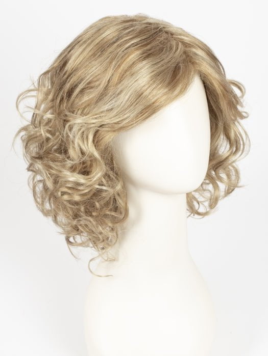 GL15-26 BUTTERED TOAST | Medium Blonde with Light Blonde Highlights