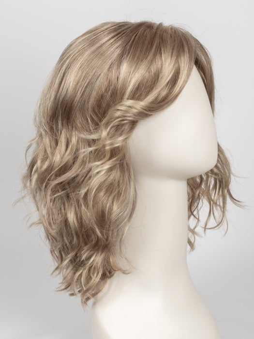 RH1488 | Dark Blonde with Lightest Blonde Highlights