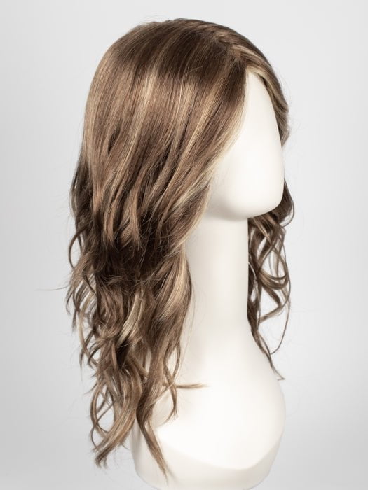 RH1226 | Light Brown With Fine Golden Blonde Highlights