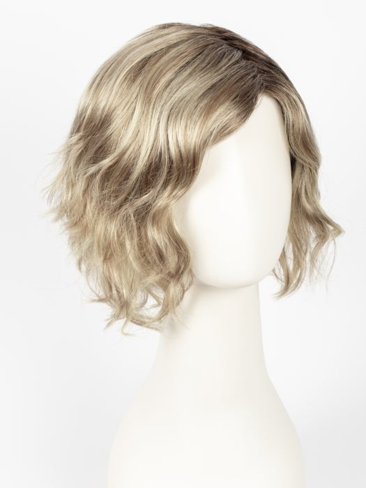 RH1488RT8 | Dark Blonde with Lightest Blonde Highlights and Golden Brown Roots