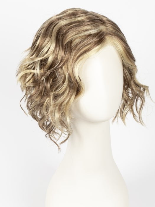 R12/26CH | Light Brown with Chunky Golden Blonde Highlights