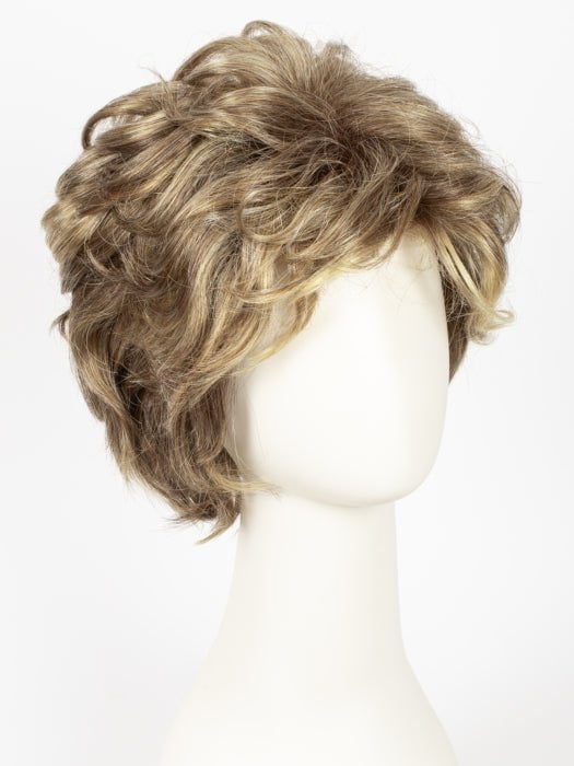 GL11-25SS SS HONEY PECAN | Chestnut brown base blends into multi-dimensional tones of brown and golden blonde