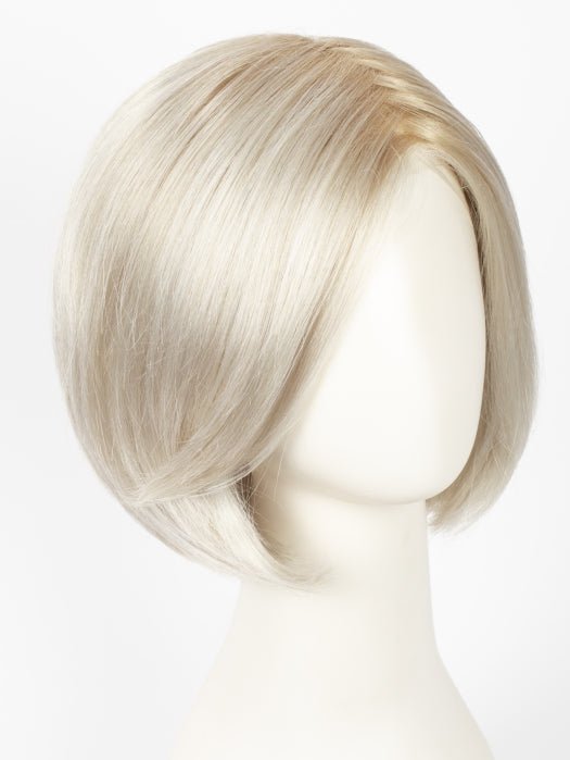 GL23-101SS SUN-KISSED BEIGE | Dark golden blonde base blends into multi-dimensional tones of lightest beige blonde