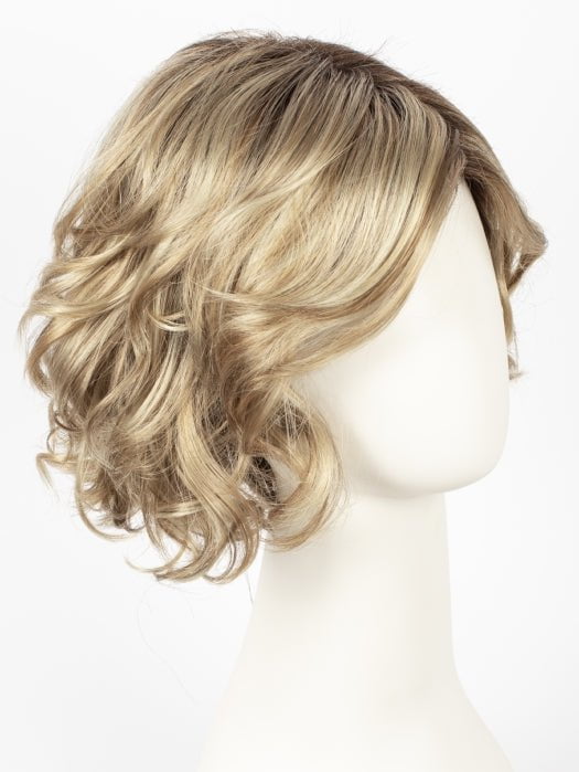 12-R8 | Dark Blonde blended with Light Golden Blonde with a Warm Medium Brown Base