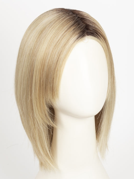 HONEY WITH CHAI LATTE | Light Golden Brown with Pale Golden Blonde & Meidum Golden Blonde Highlights on Top, Medium Brown Roots