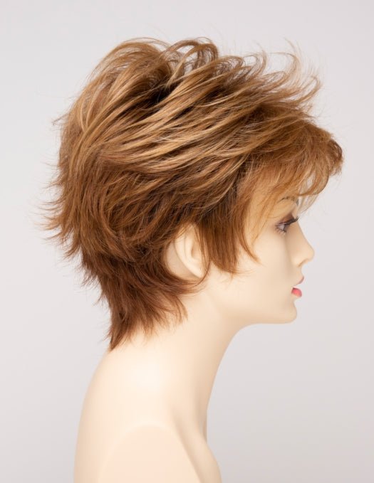 GOLDEN NUTMEG | Medium Brown roots with overall Warm Cinnamon base and Golden Blonde hightlights