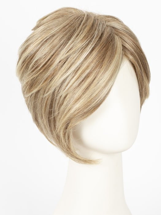 RL16/88 PALE GOLDEN HONEY | Dark Natural Blonde Evenly Blended with Pale Golden Blonde