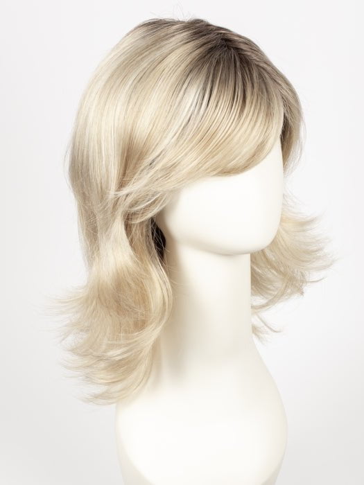 CHAMPAGNE ROOTED | Light Beige Blonde, Medium Honey Blonde, and Platinum Blonde blend with Dark Roots