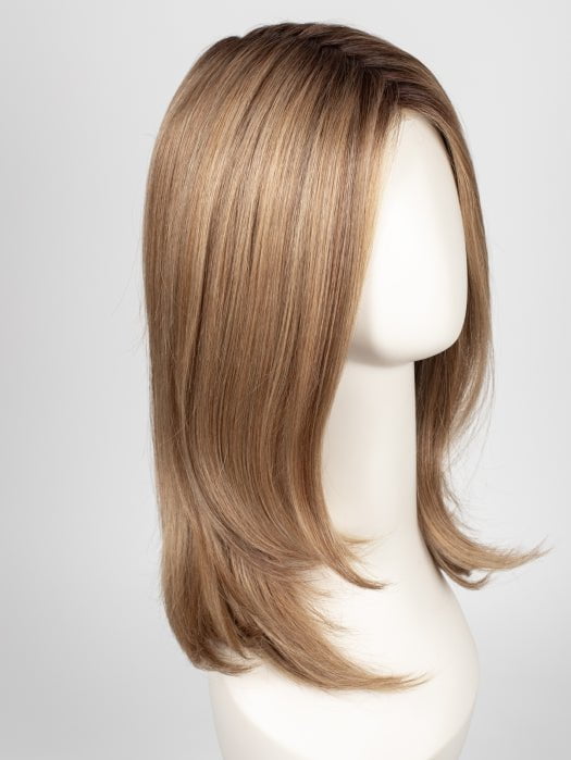 RL14/25SS | Shaded Honey Ginger | Dark Blonde Evenly Blended with Medium Golden Blonde With Dark Roots