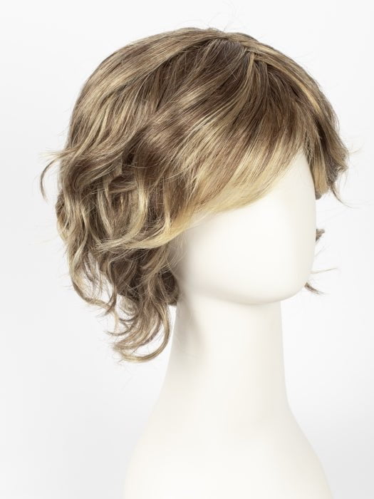 GL11-25 HONEY PECAN | Darkest Blonde with Pale Gold highlights