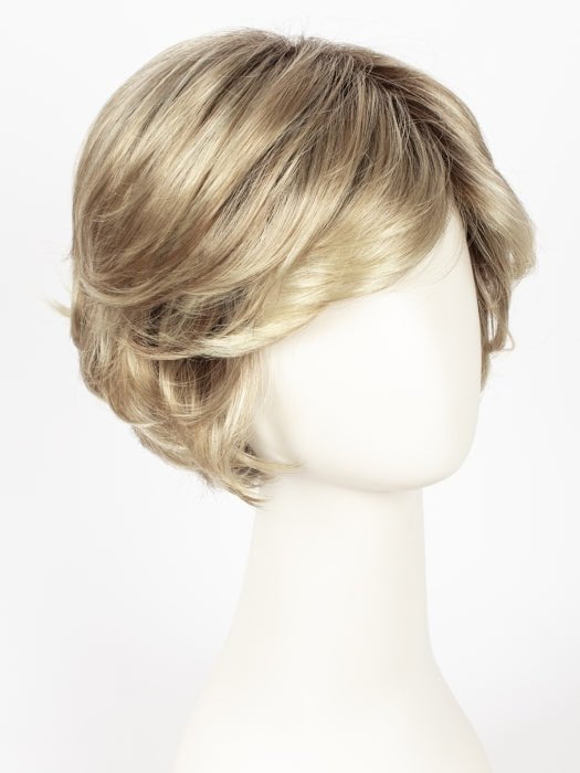 RH1488RT8 | Highlighted Copper Blonde With Golden Brown Roots