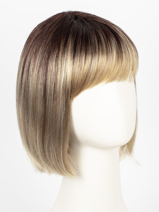 CREAMY-TOFFEE-R | Dark roots with light platinum blonde and light honey blonde