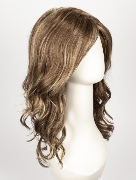 R8/26H | Golden Brown with Golden Blonde Highlights