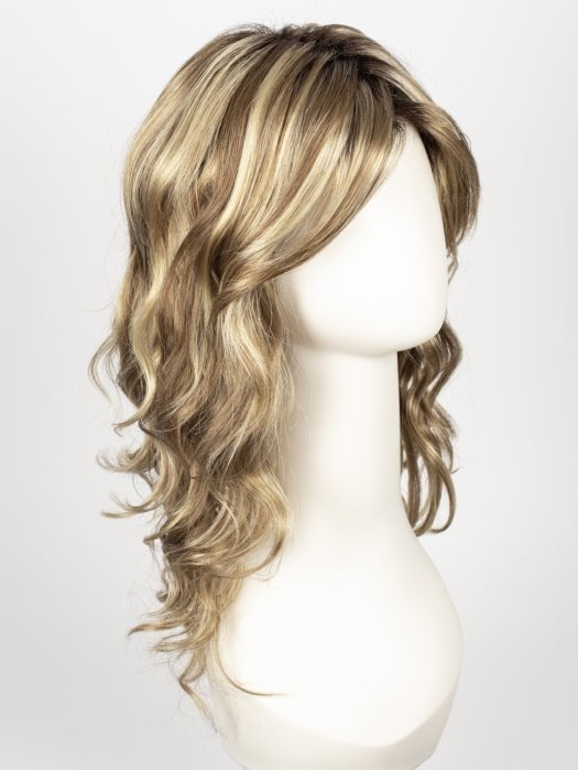 RH12/26RT4 | Light Brown with Chunky Golden Blonde Highlights and Dark Brown Roots