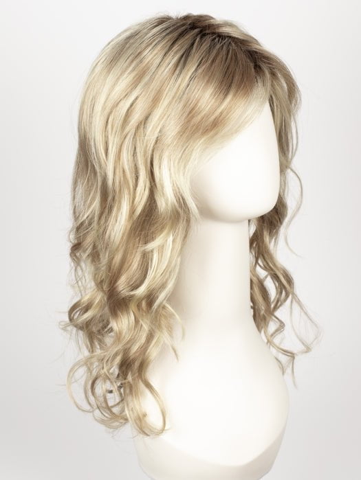 RH1488RT8 | Highlighted Copper Blonde With Golden Brown Roots