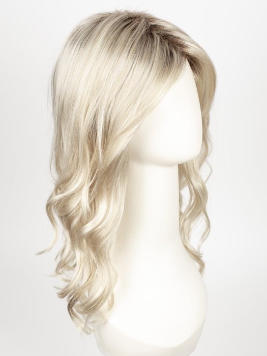 SUNLIT-BLONDE | Soft Blend of Sandy Blonde, Lightest Blonde and Iced Blonde with a Light Golden Brown Root