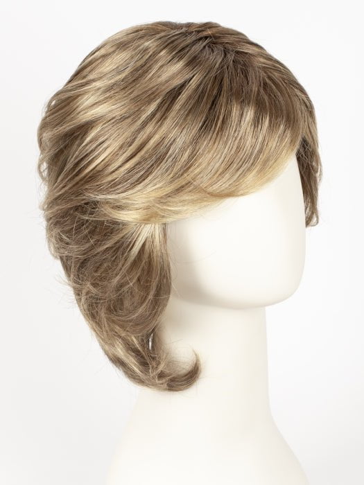 GL15-26SS BUTTERED TOAST | Chestnut Brown base blends into multi-dimensional tones of Medium Brown and Golden Blonde