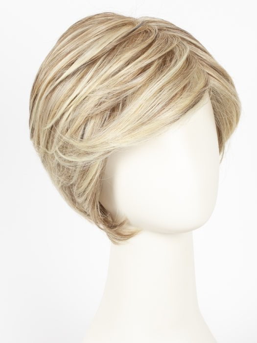 RL16/88 PALE GOLDEN HONEY | Dark Natural Blonde Evenly Blended with Pale Golden Blonde