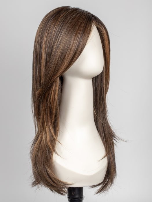 RL8/29SS SHADED HAZELNUT | Warm Medium Brown Evenly Blended with Ginger Blonde with Dark Roots