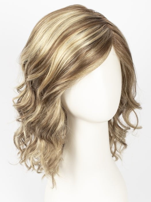 R12/26CHM | Light Brown with Chunky Golden Blonde Highlights