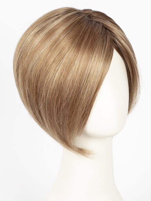 NUTMEG-R | Medium Blonde and Honey Brown Base Frosted with Platinum Blonde Highlights and Medium Golden Roots