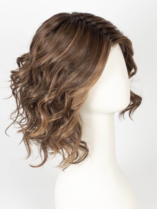 CHOCOLATE-ROOTED | Medium to Dark Brown base with Light Reddish Brown highlights and Dark Roots