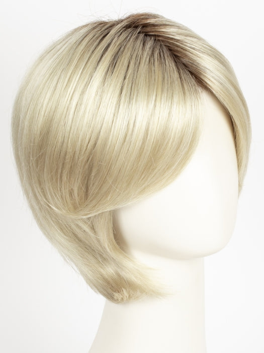 CHAMPAGNE-R | Light Beige Blonde, Medium Honey Blonde, and Platinum Blonde Blend with Dark Roots