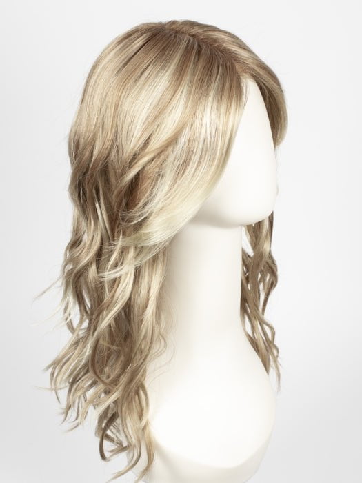 RH1488 | Dark Blonde with Lightest Blonde Highlights