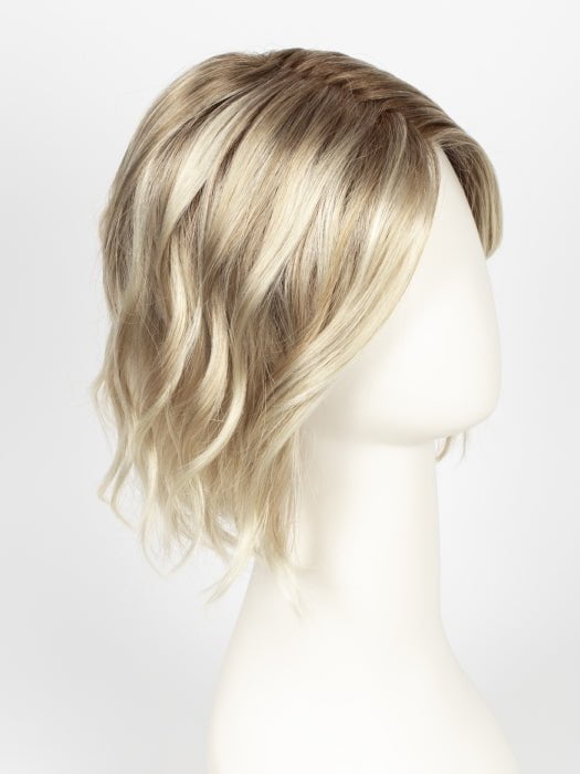 CHAMPAGNE-ROOTED 22.25.26 | Light Beige Blonde, Medium Honey Blonde, and Platinum Blonde Blend with Dark Roots