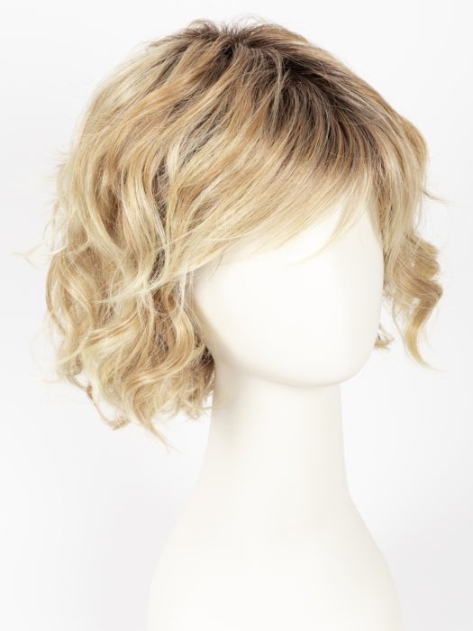 SS14/88 ROOTED GOLDEN WHEAT | Medium Blonde streaked with Pale Gold Highlights and Dark Roots