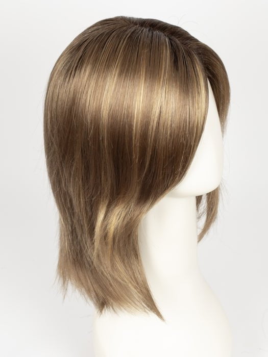 MOCHACCINO-R | Rooted Medium Warm Blonde with Chocolate Undertones and Creamy Blonde Highlights