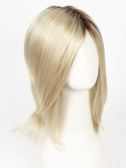 CHAMPAGNE-R | Light Beige Blonde, Medium Honey Blonde, and Platinum Blonde blend with Dark Roots