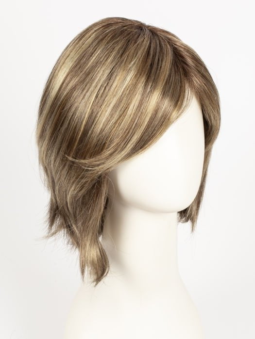 GL11-25SS HONEY PECAN | Chestnut Brown base blends into multi-dimensional tones of Brown and Golden Blonde