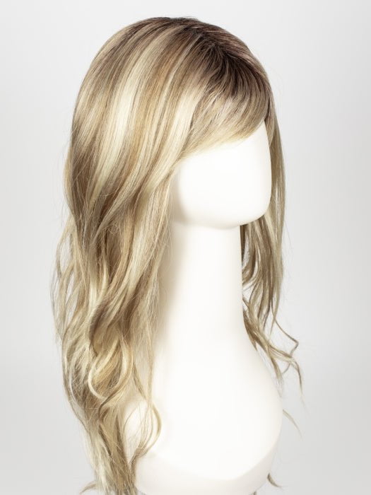 CREAMY-TOFFEE-LR | Longer Rooted Dark with Light Platinum Blonde and Light Honey Blonde