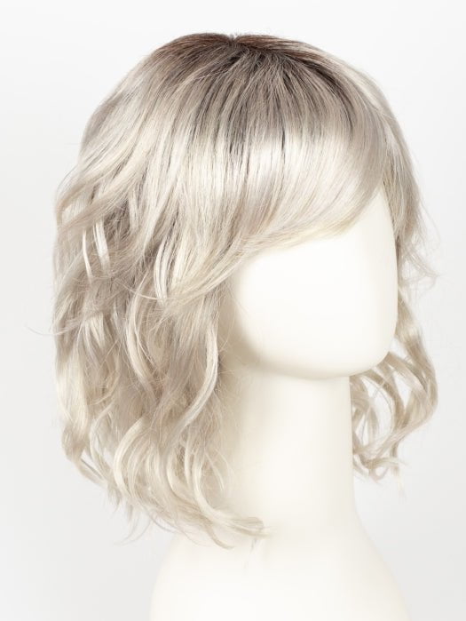 PLATIN BLONDE SHADED 60.24.1001 | Pure White, Light Blonde, and White Blonde Blend with Dark Shaded Roots