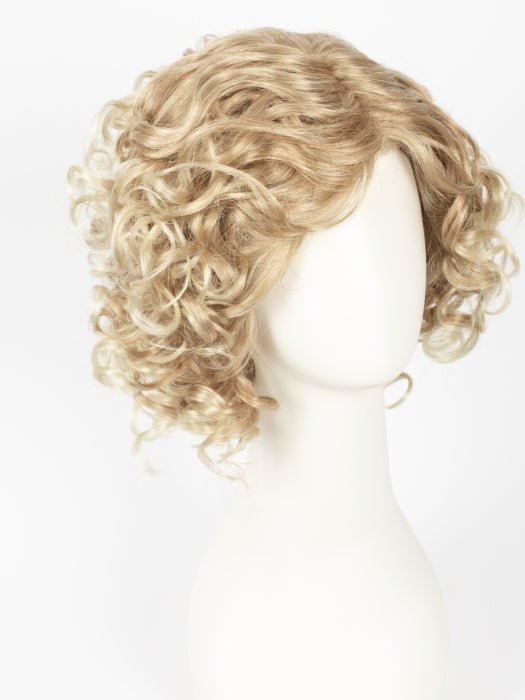 27T613 | Medium Red-Gold Blonde and Pale Natural Gold Blonde with Pale Natural Gold Blonde Tips