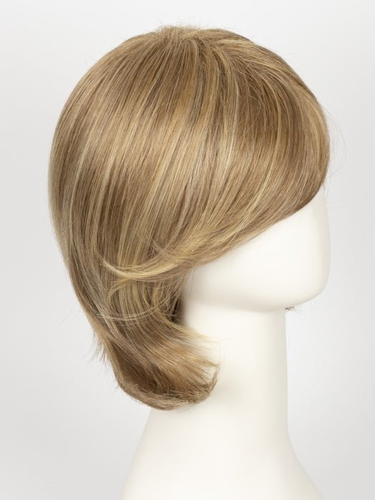 RL13/88 Golden Pecan | Neutral Medium Blonde With Pale Honey Blonde Highlights