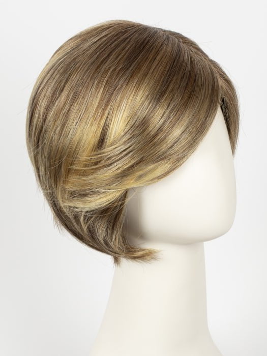 GL11-25SS HONEY PECAN | Chestnut Brown base blends into multi-dimensional tones of Brown and Golden Blonde