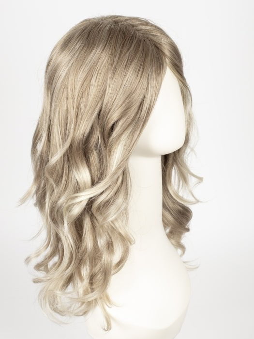 ICE-BLOND | Ashy Blonde Base with White Gold Tips with Highlights Around Face