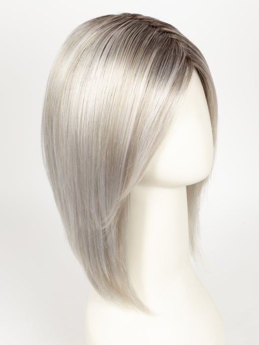 SILVERSUN/RT8 | ICED BLONDE WITH SOFT SAND & GOLDEN BROWN ROOTS