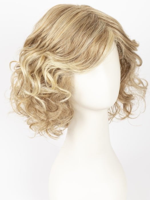 RL16/88 PALE GOLDEN HONEY | Dark Natural Blonde Evenly Blended with Pale Golden Blonde