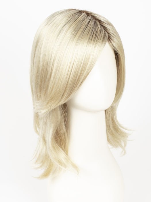 CHAMPAGNE-R | Light Beige Blonde, Medium Honey Blonde, and Platinum Blonde blend with Dark Roots