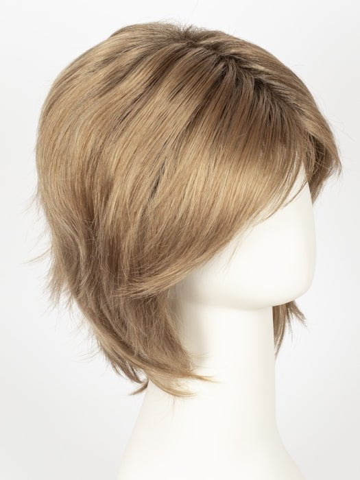 DESERT-SAND-R | Soft Sandy Blonde with Dark Brown Roots