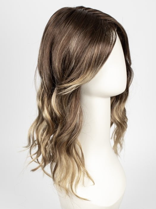 S8-18/26RO FAWN | Cascading Ombre Shade | Rich Dark Brown Roots blend with Honey and Platinum Blonde Hues at the Tips