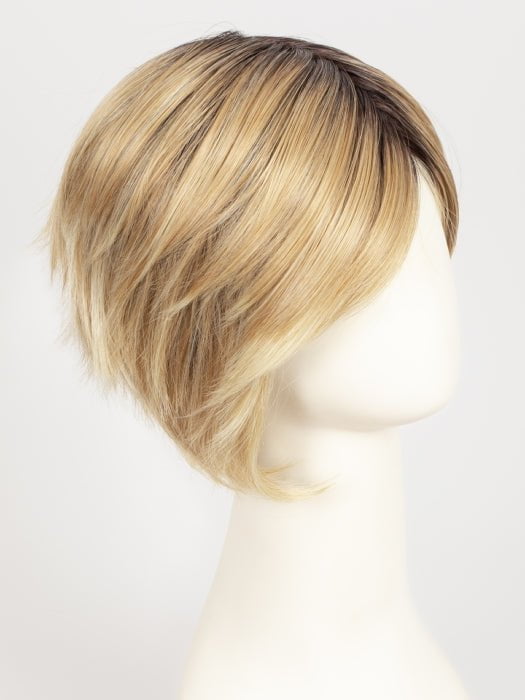 GF14-88SS GOLDEN WHEAT | Dark Blonde evenly Blended with Pale Blonde Highlights and Dark Roots