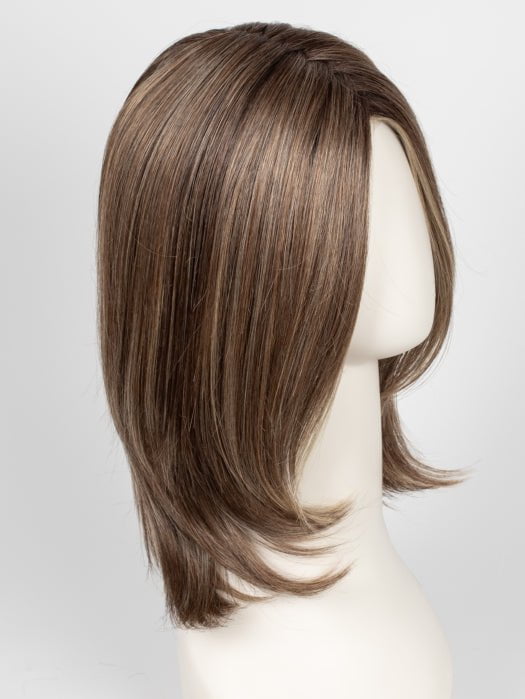 GF11-25SS HONEY PECAN | Chestnut Brown base blends into multi-dimensional tones of Brown and Golden Blonde