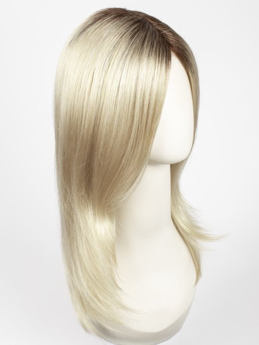  CHAMPAGNE-R | Light Beige Blonde, Medium Honey Blonde, and Platinum Blonde blend with Dark Roots